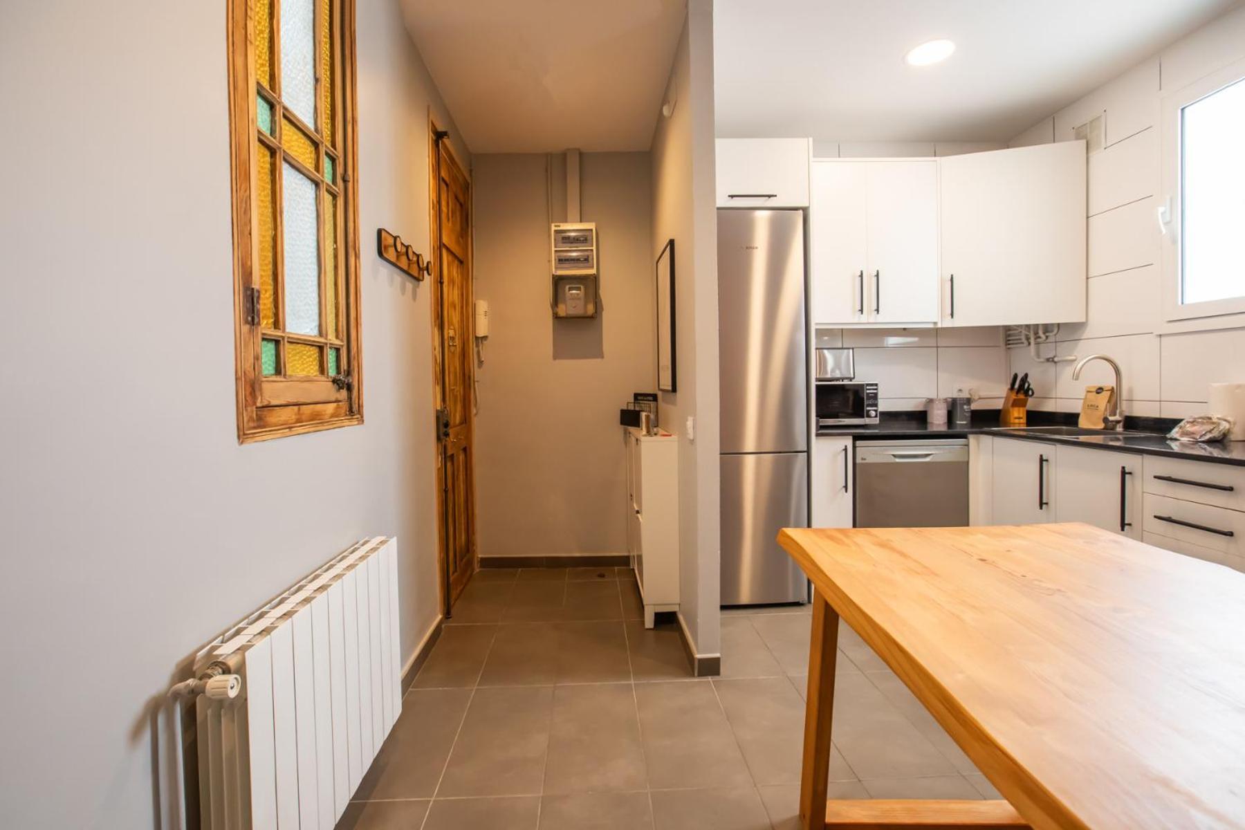 33mal1082- Big 2br Near Sagrada Familia Leilighet