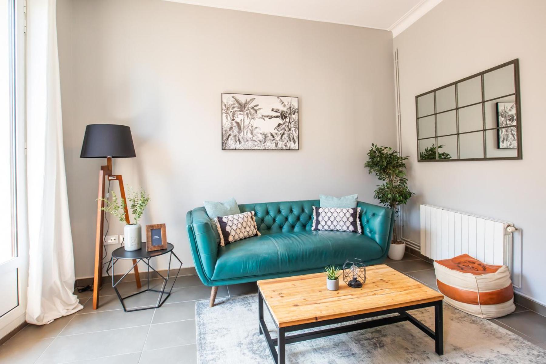33mal1082- Big 2br Near Sagrada Familia Apartment *