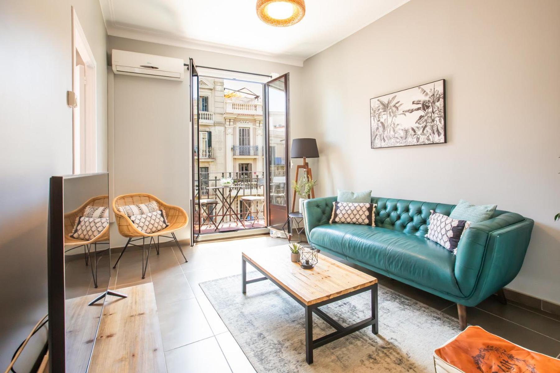 33mal1082- Big 2br Near Sagrada Familia Apartment *